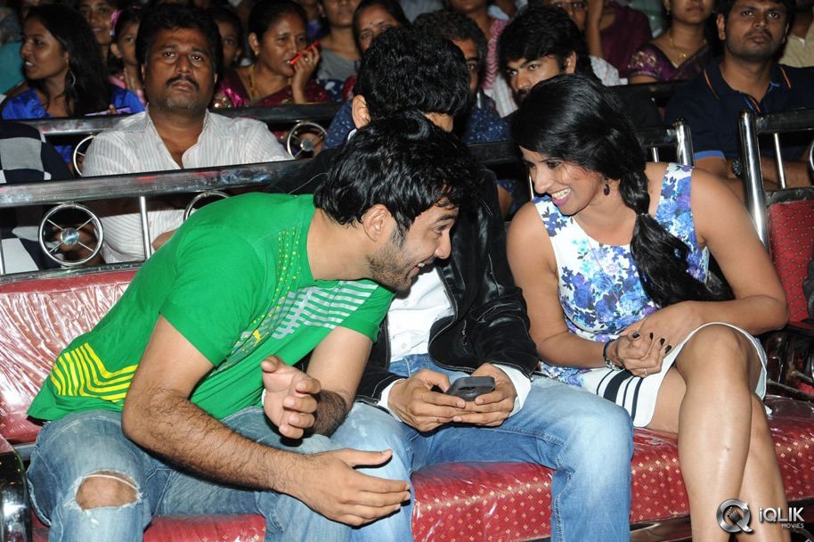 Undhile-Manchi-Kalam-Mundhu-Mundhuna-Movie-Audio-Launch